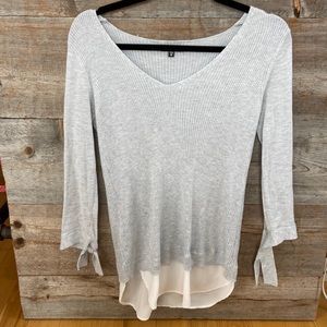 Dynamite sweater size xs